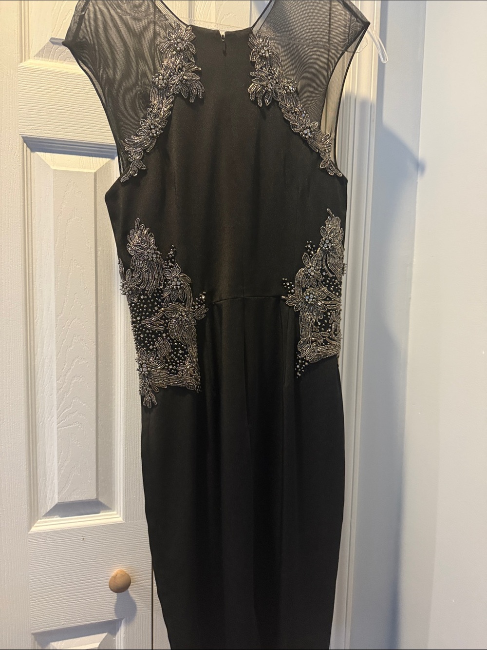 David Meister Elegant Black Embellished Evening cocktail Dress size 4
